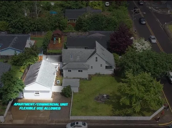 648 W Oregon Ave, Creswell, OR 97426