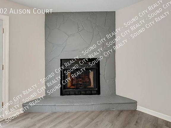 5th image of 602 Alison Ct