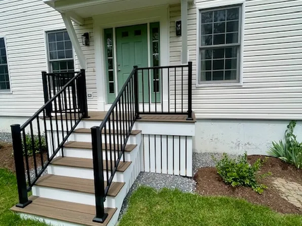 378 Ridge Rd, York, ME 03909