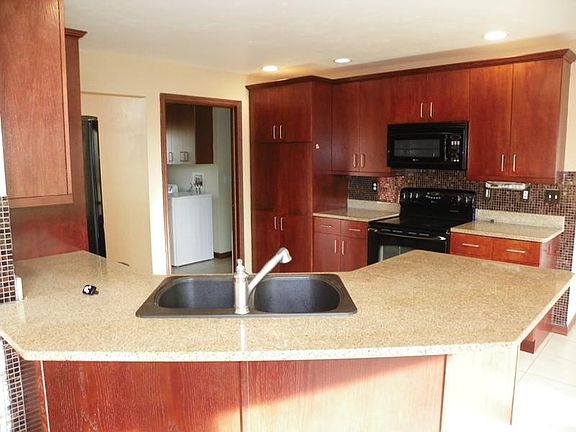 3rd image of 5128 Green Meadow Pl