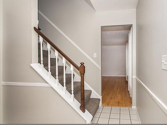 5th image of 29637 Wellington Dr