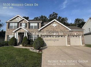 5530 Wooded Creek Dr, Saint Charles, MO 63304