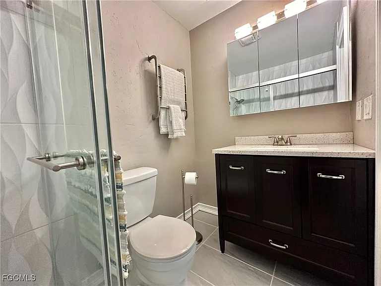 15427 Crystal Lake Dr — Photo 24