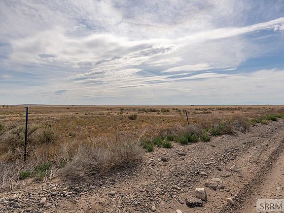 5th image of W Taber Rd
