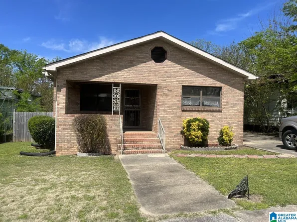 532 55th St, Fairfield, AL 35064