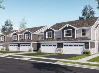 Darcy Plan, Oaks of Volo : Traditional Townhomes, Volo, IL 60020