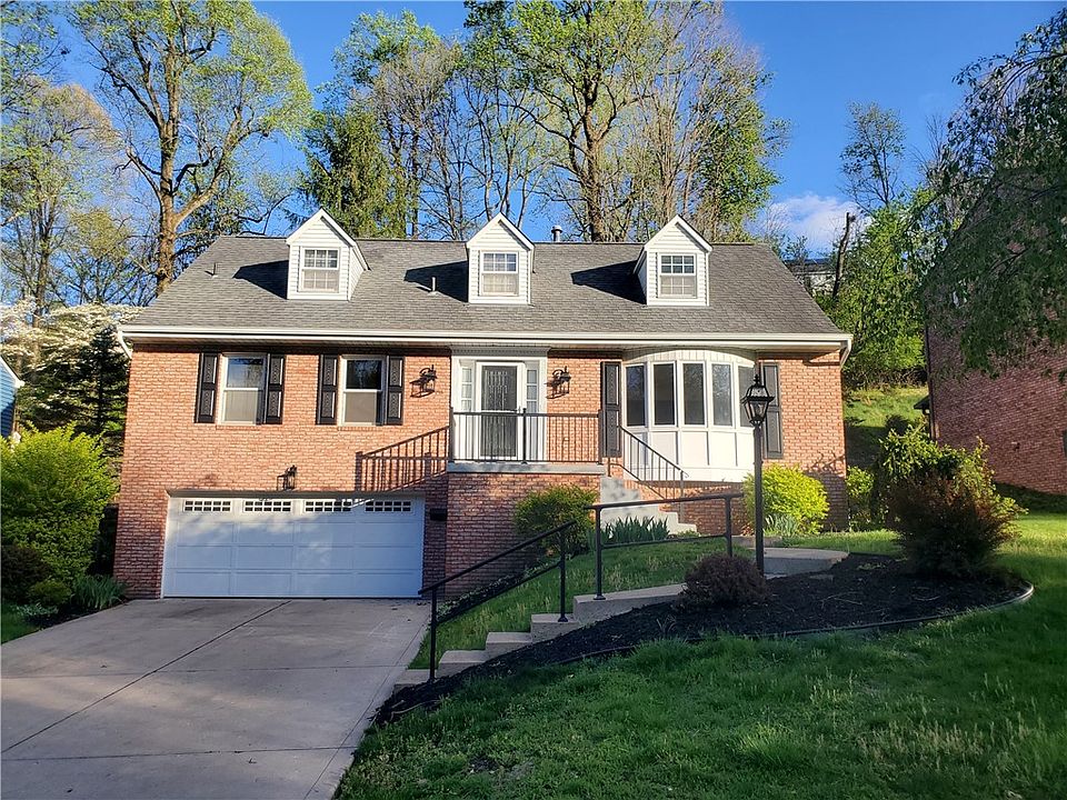 1st image of 215 Black Oak Dr