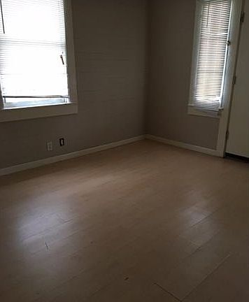 4th image of 519 Jung Blvd