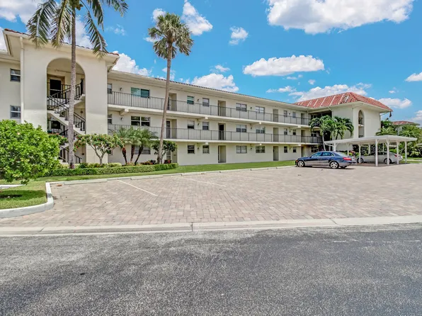 49 High Point Cir S APT 102, Naples, FL 34103