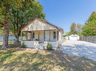 2425 E Atlantic St, Springfield, MO 65803