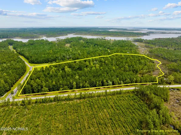 36 Paradox Point Drive, Aurora, NC 27806