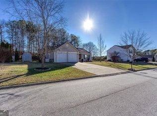 31 Abbey Ln, Cartersville, GA 30120