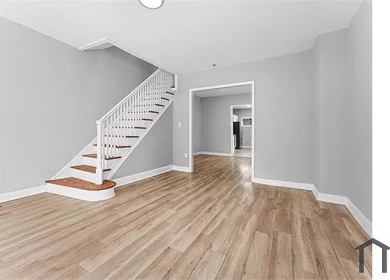 3 bed, $2,100 — Photo 4