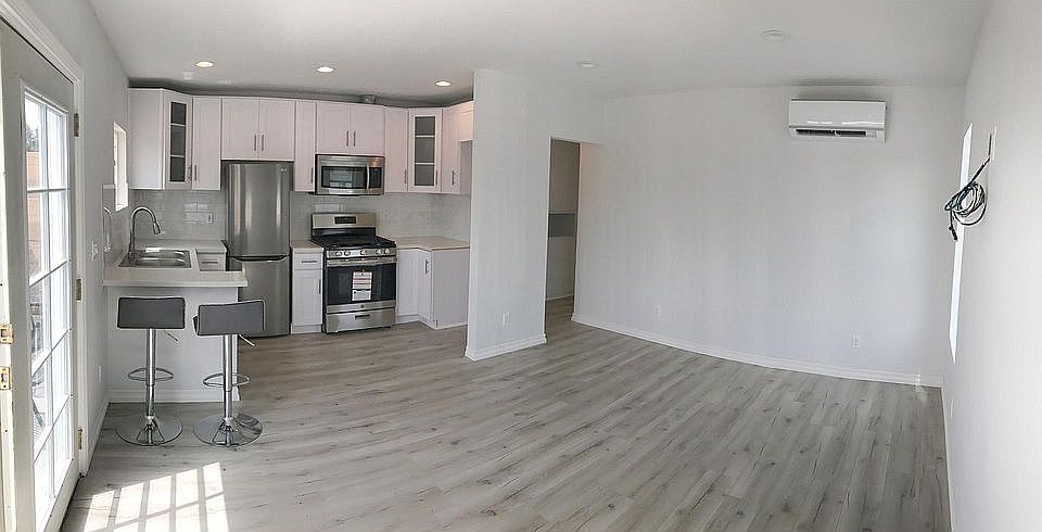 1st image of 3121 Silver Lake Blvd #D