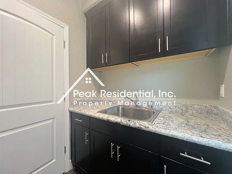 9369 Sierra Creek Dr — Photo 20