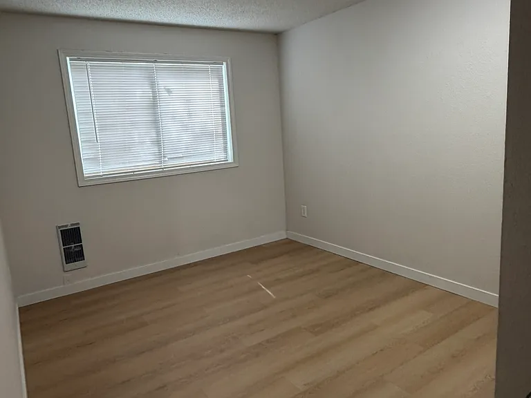4717 S Puget Sound Ave #2 — Photo 6
