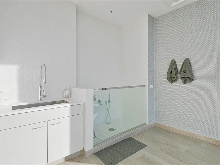 1 Dalton St #3608 — Photo 24