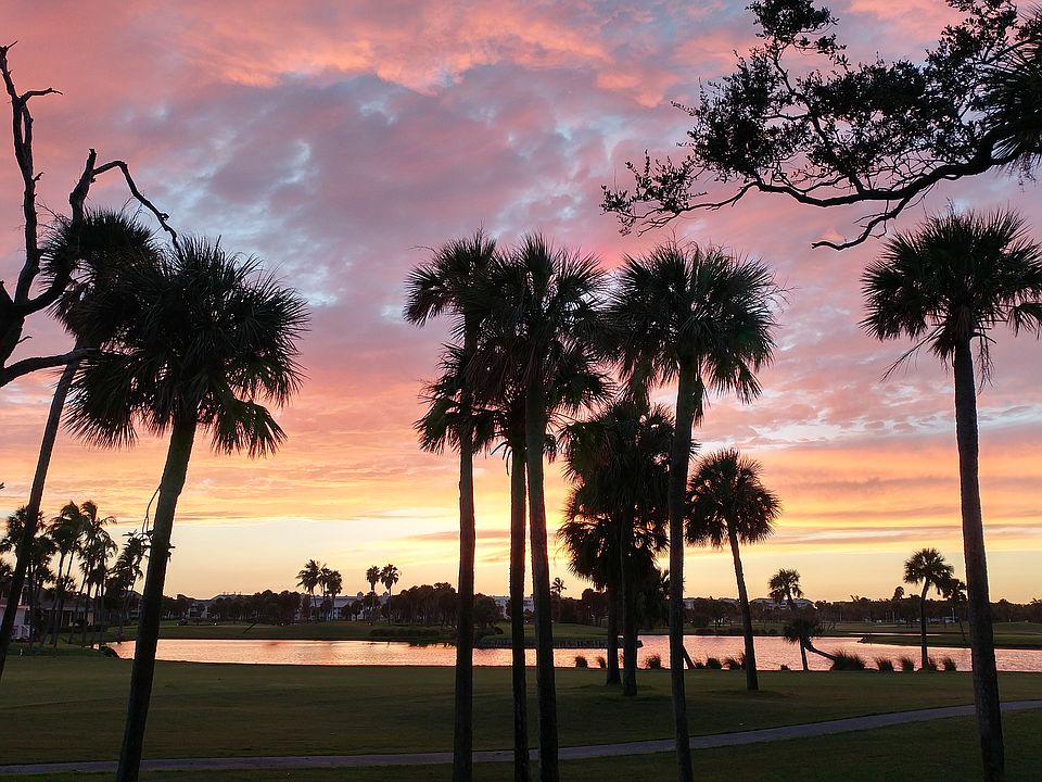Gorgeous Sunrise From Patio!