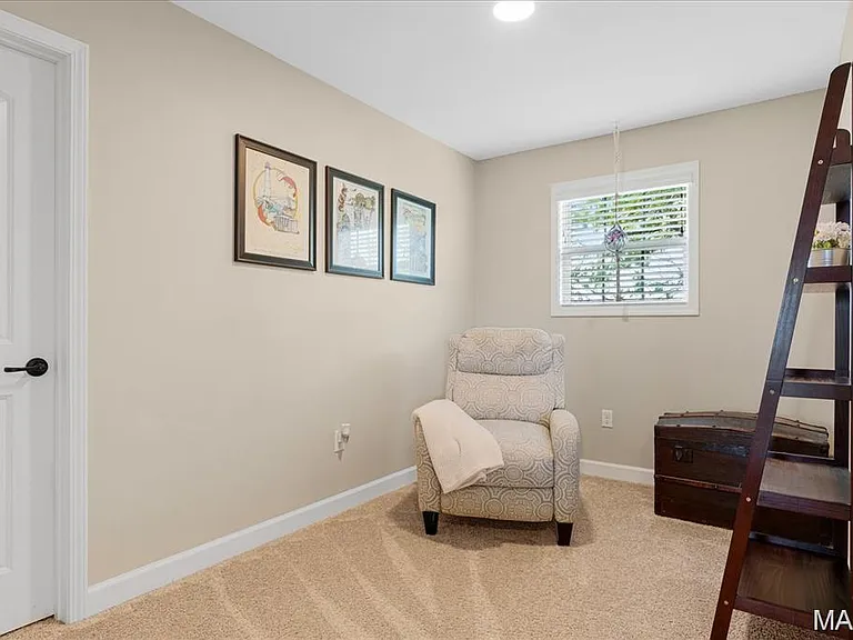 601 Monarch Dr — Photo 19