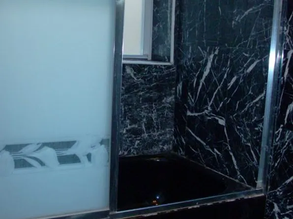 423 Lincoln Place image 5 of 5