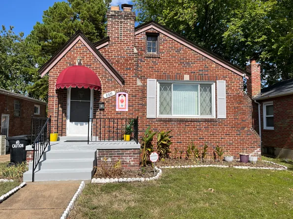 8525 Richard Ave, Saint Louis, MO 63132