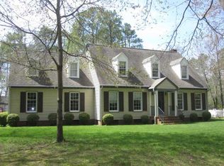 1522 Victory Hill Rd, Hayes, VA 23072