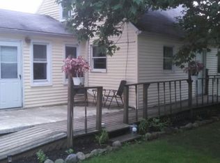 16243 Snow Rd, Burton, OH 44021