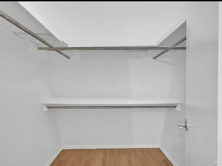 3505 N 23rd Ln — Photo 11