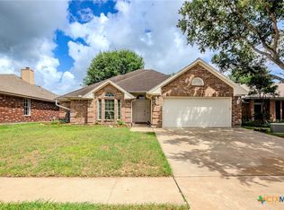 406 Stone Gate Dr, Victoria, TX 77904