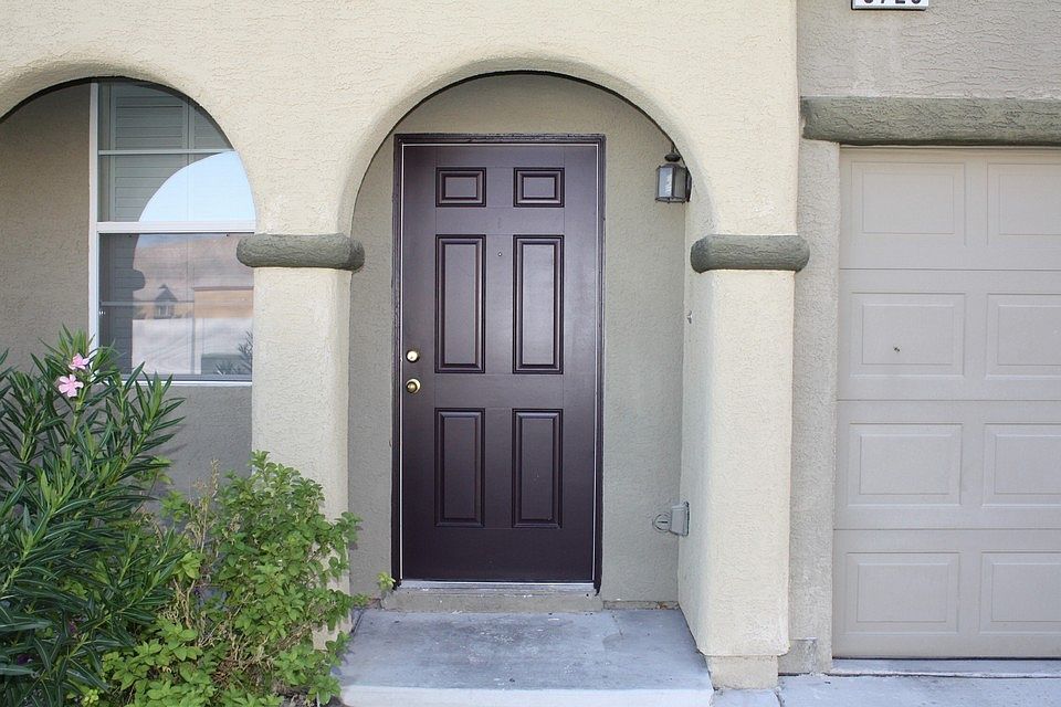 1st image of 6726 Whipplewood Way