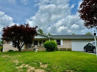 810 N Hills Dr, Johnson City, TN 37604