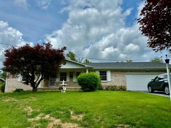 810 N Hills Dr, Johnson City, TN 37604