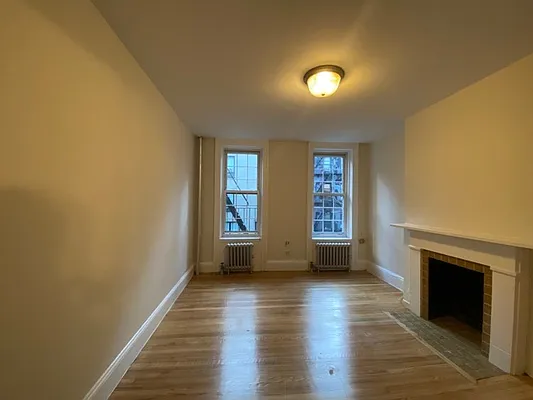 Rented by Oxford Property Group | media 11