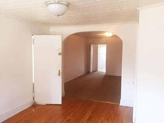 Rented by Realty Collective | media 5