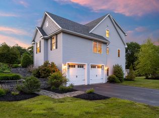 25 Schooner Drive, Dover, NH 03820