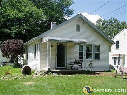 2nd image of 3190 S Bender Ave