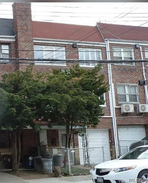 1st image of 147-11 Barclay Ave Floor 2
