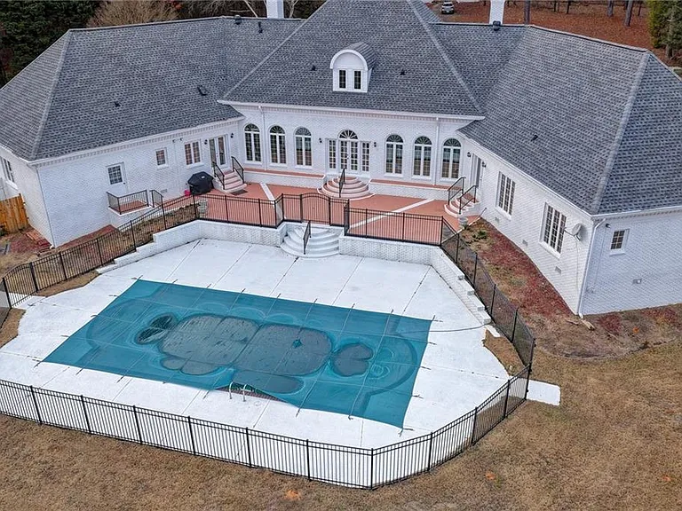 1000 Grayson Pkwy — Photo 1