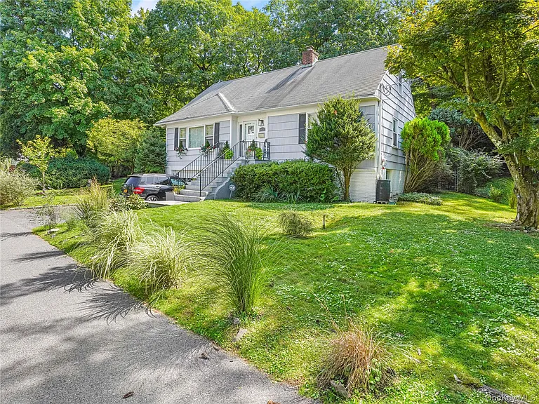 1035 Shore Acres Dr — Photo 22