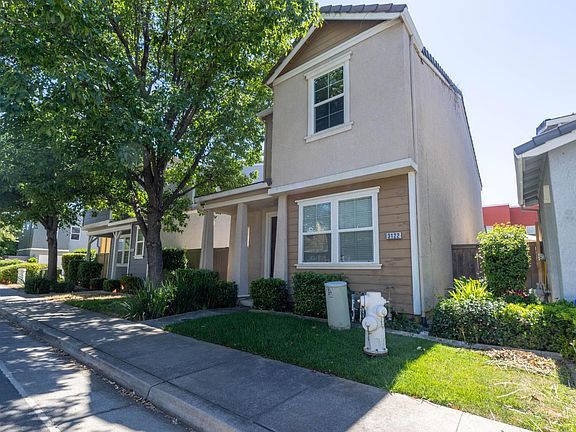 2nd image of 3122 Lea Sterling Way
