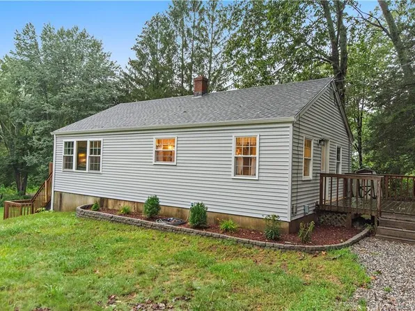 11 Adams Heights Circle, Lebanon, CT 06249