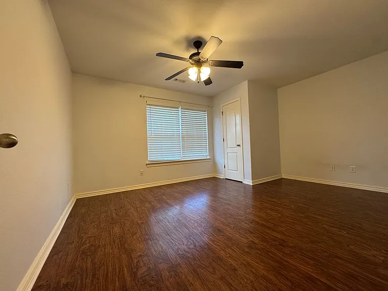 3905 W Amour Dr — Photo 11