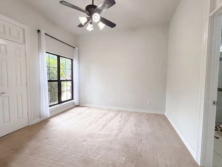 2409 Castle Rock Rd — Photo 20