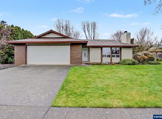 411 SW 9th St, Sublimity, OR 97385