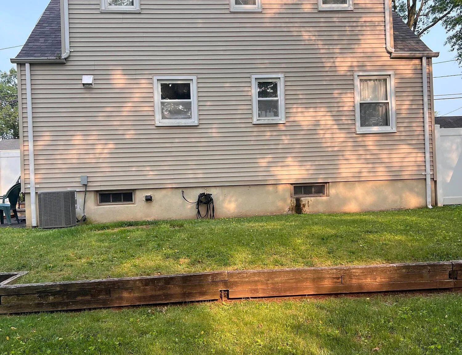 3 bed, 1152 sqft, $3,000 — Photo 2