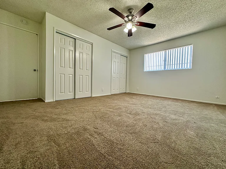 4141 Rosecrans Ave — Photo 11