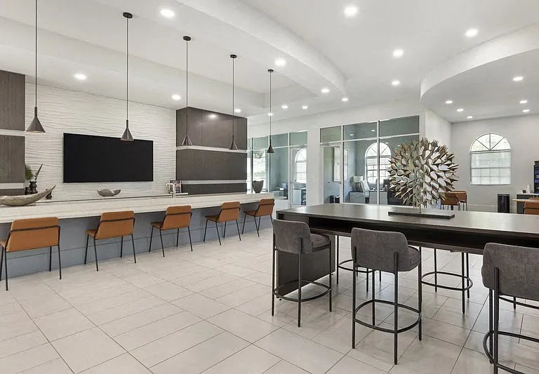 Bell Coconut Creek — Photo 11