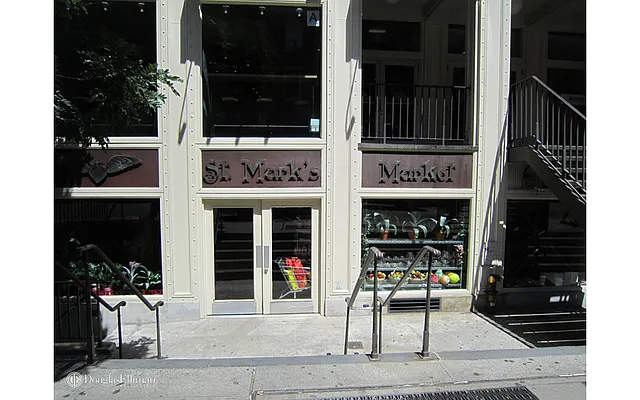 Rented by Douglas Elliman | media 35