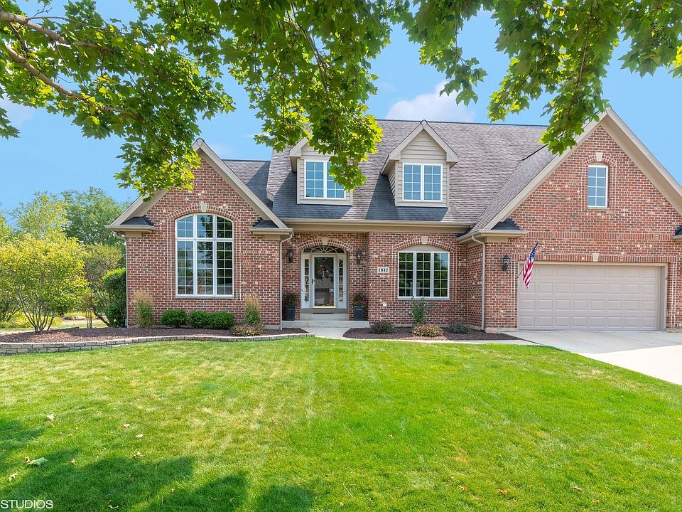 1st image of 1032 Wellington Ct