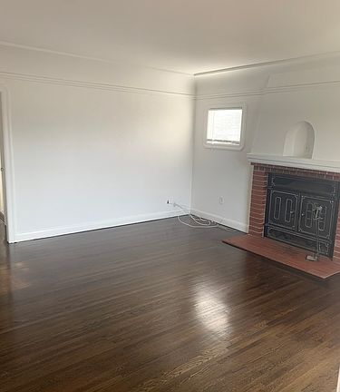 2nd image of 21134 Royal Ave